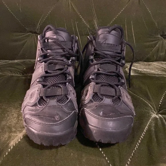 Nike uptempo holographic deals